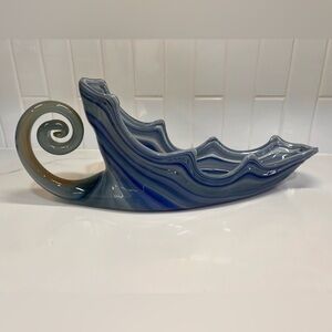 Sooner Art Glass Hand Blown Swirl Leaf Sleigh Cornucopia Display Blue Vintage